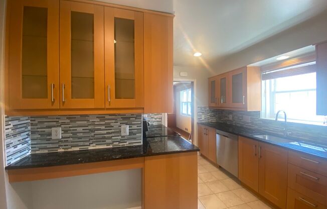 3 beds, 2 baths, $3,850