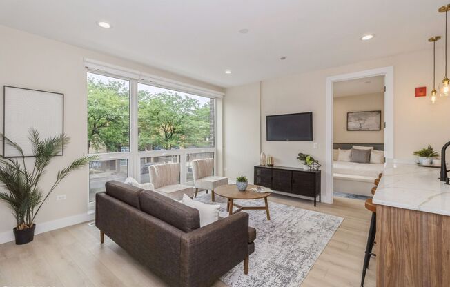 3045 W IRVING PARK RD