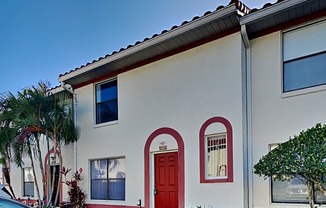 1709 SHADY RDG CT