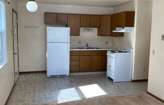 1 bed, 1 bath, 565 sqft, $750, Unit 3