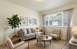 Back Nine Apartments - Located on the west slope of Queen Anne