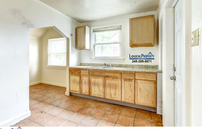 15018 Hubbell St Lowr Flat