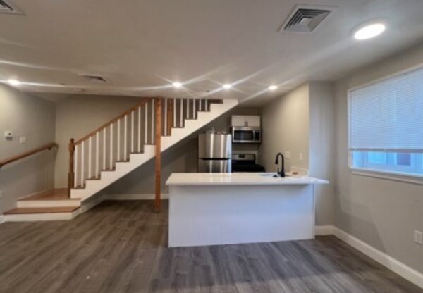 28 OTIS ST