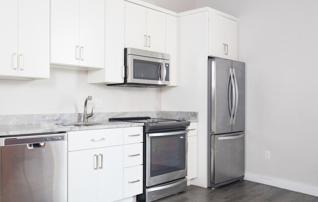 1 bed, 1 bath, 656 sqft, $3,500, Unit 305