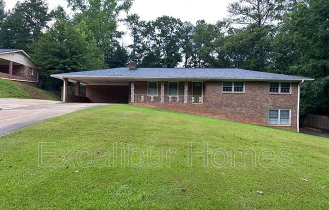 5506 WOODLAND DR
