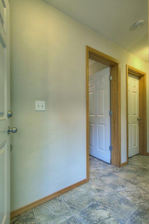 Mt. Baker - Beautiful 3 Bedroom / 2.5 Bath Townhome w/ Garage