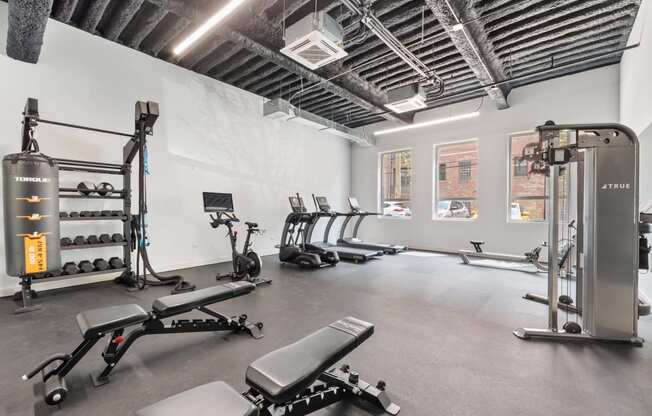 the gym at the flats at obsidian