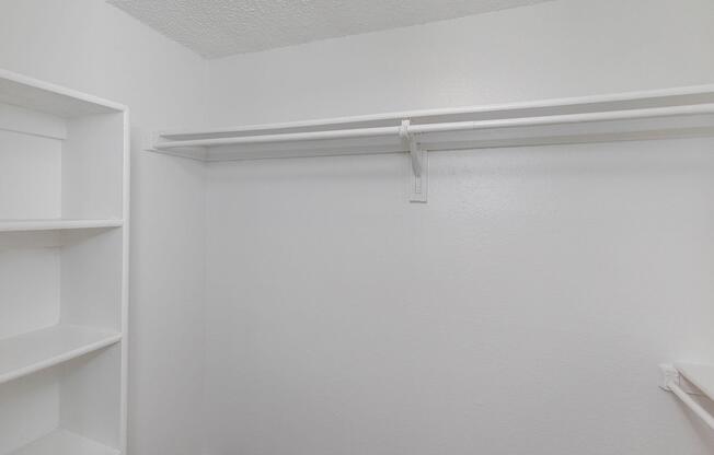 1 bed, 1 bath, 607 sqft, $879