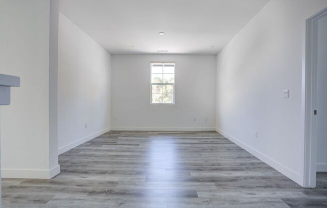 3 beds, 2.5 baths, $3,500