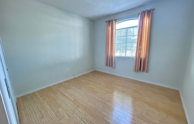 3 beds, 2 baths, $1,695