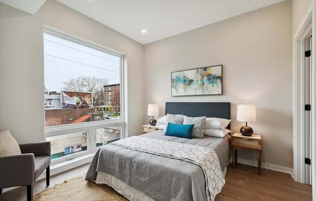 2 beds, 2 baths, 895 sqft, $2,150, Unit Unit 404