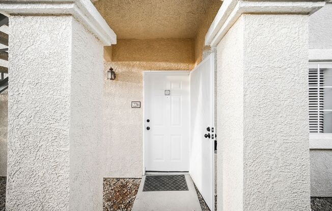 2 beds, 2 baths, $1,700