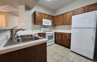 2 beds, 2 baths, $1,445, Unit Unit 2015