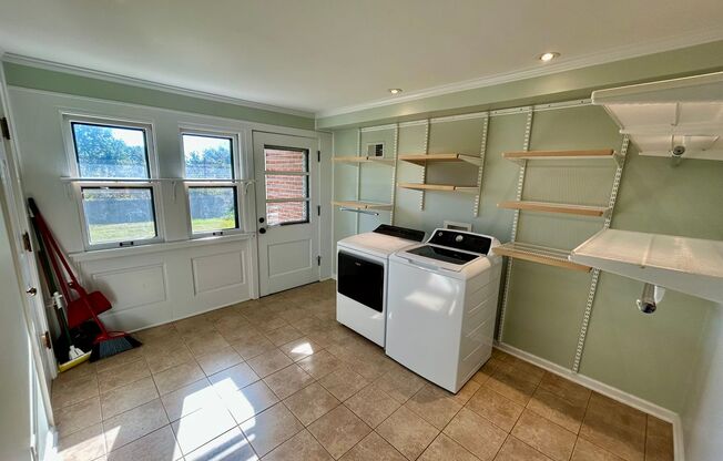 Amazing Home in Tahoma Terrace!