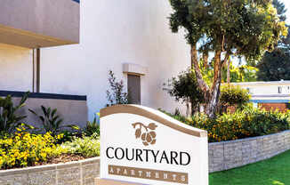 Welcome to Courtyard Apartments