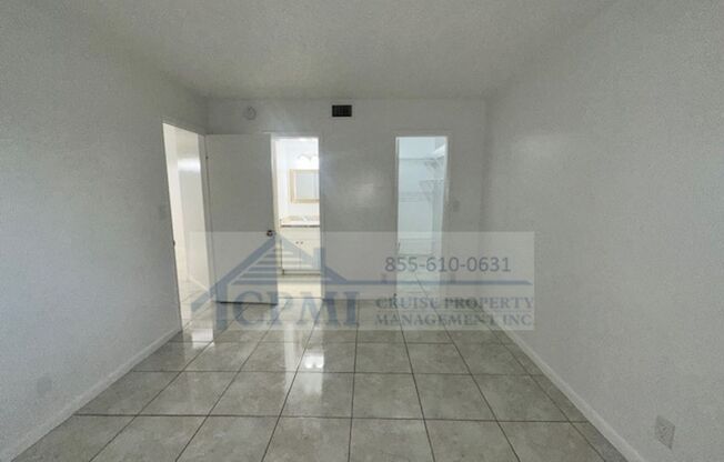 3 beds, 2 baths, 1,015 sqft, $2,595, Unit 2-312