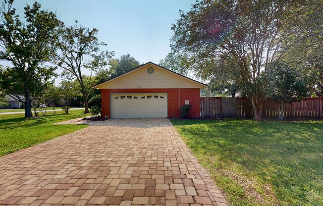 Beautiful home in St Johns county in Fruit Cove Forest!