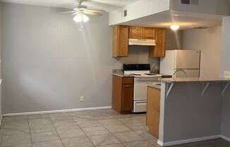 1 bed, 1 bath, 633 sqft, $675, Unit Apt 4