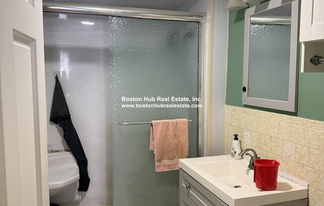 134 136 MIDDLESEX AVE