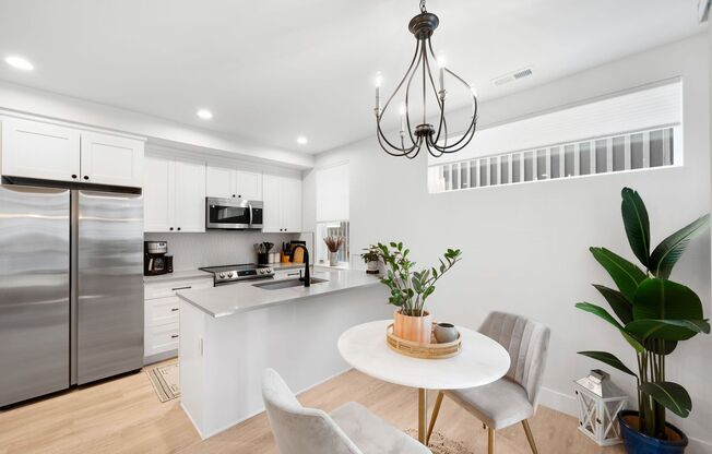 LUX 3BD, 2.5BA University Hills Townhome with 1-Car Garage