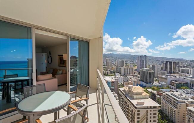 2 beds, 2 baths, 1,027 sqft, $6,900