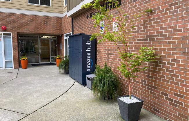 Studio, 1 bath, 441 sqft, $1,285, Unit 403