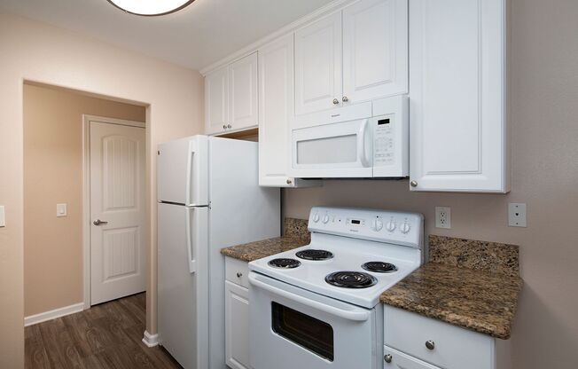 1 bed, 1 bath, 704 sqft, $1,895, Unit B-25