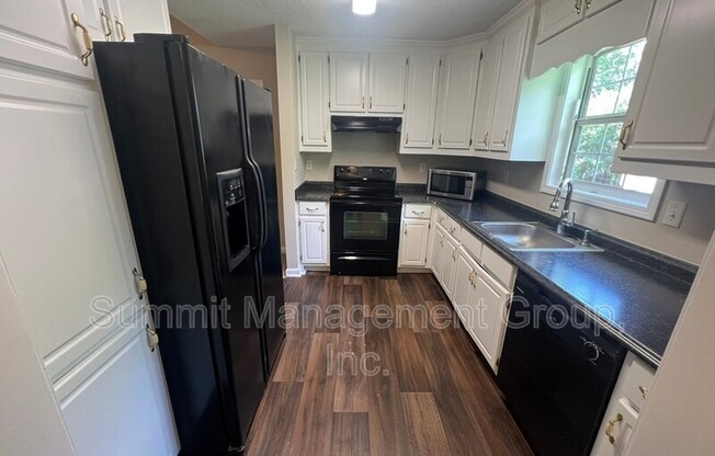 1157 CHATEAU TERRACE