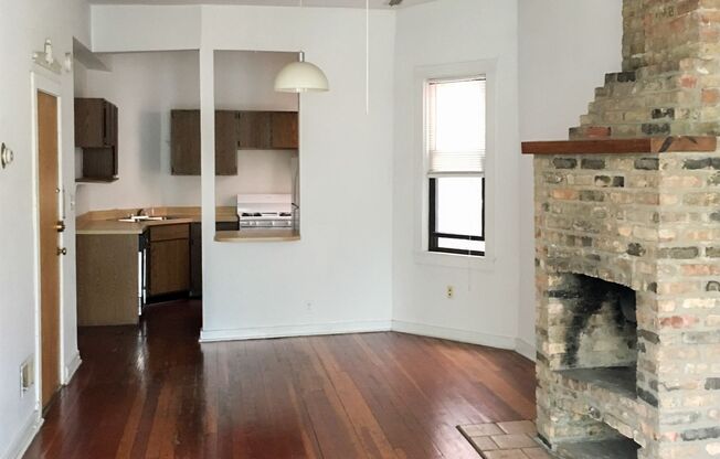 1 bed, 1 bath, 940 sqft, $2,100, Unit 2610RA-2