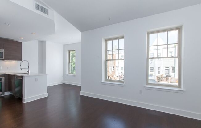 The Perfect Petworth Pad!