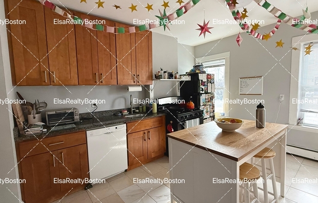 6 REED CT