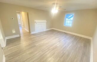 2 beds, 1 bath, $1,000