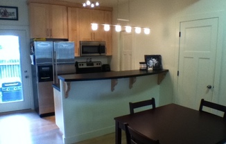 2 beds, 2.5 baths, $1,150