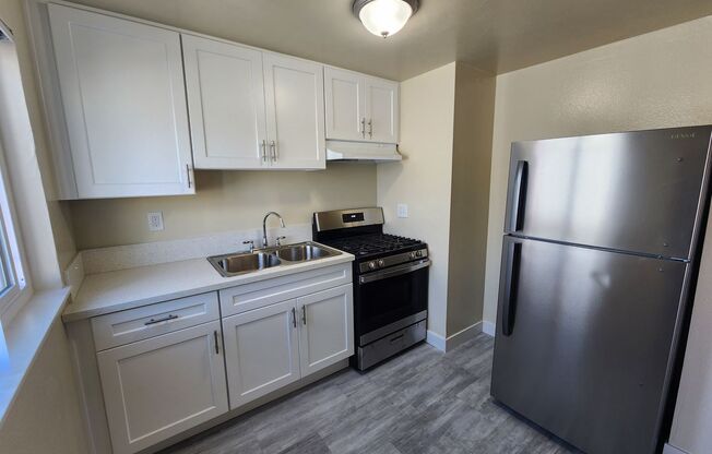 Studio, 1 bath, 400 sqft, $1,245, Unit 2600210