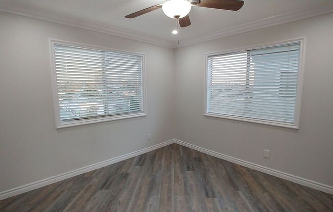 2 beds, 2 baths, 950 sqft, $2,850, Unit 320
