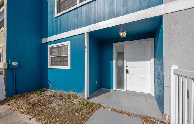 ***CUTE! Largo Townhome NOW *** 2 Bed. 1&1/2 Bath ***  $1850/month ***
