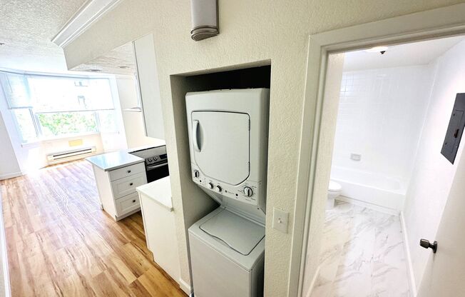 Studio, 1 bath, $3,350, Unit # 529