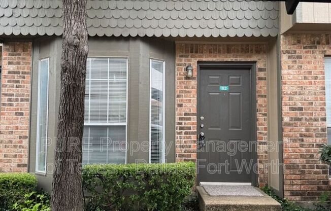 4002 W PIONEER DR