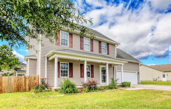 Well maintained 4 bedroom home in Beaufort