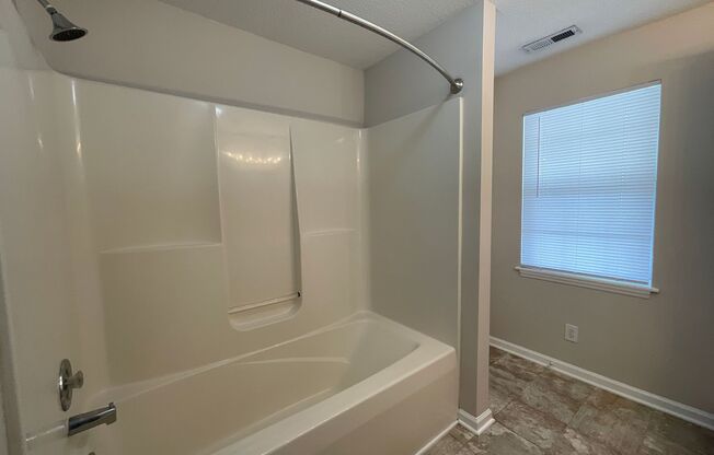 1 bed, 1 bath, 765 sqft, $1,125, Unit 2748-9