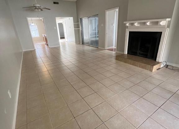 813 PEBBLE BCH