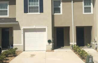 3 bed / 2 bath Townhome in Feltrim Reserve in Davenport