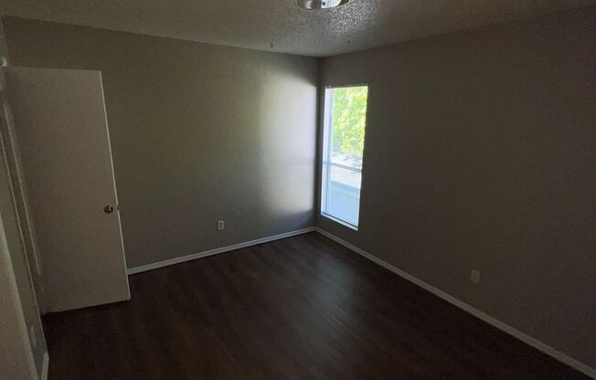 1 bed, 1 bath, 530 sqft, $650, Unit 315