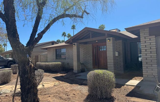 Spacious 4BR/3BA Home in Prime Tempe Location!