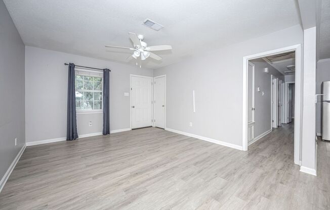 3 beds, 1 bath, $1,900