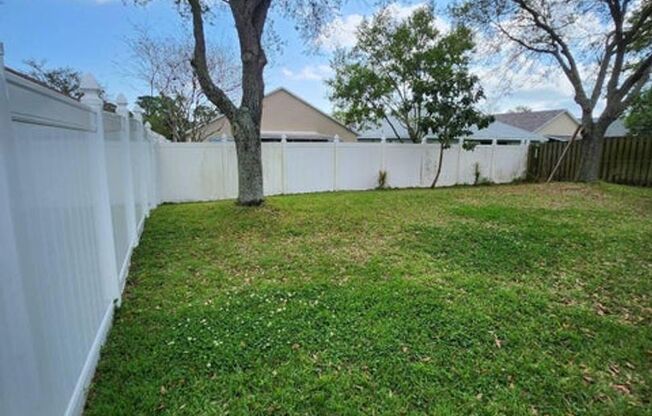 4 BEDRROM HOME IN DESIRABLE AREA IN WEST MELBOURNE