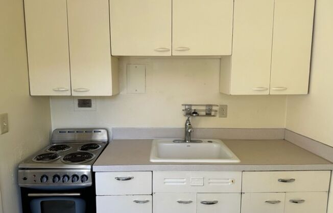 1 bed, 1 bath, 548 sqft, $1,249, Unit 105A