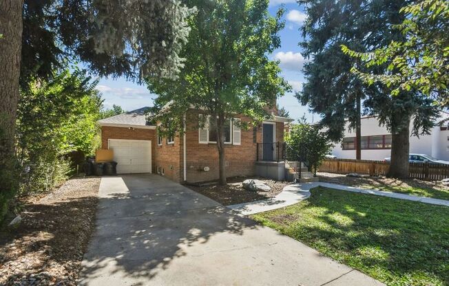 1520 MAGNOLIA ST