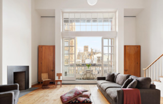 52 W 9 ST