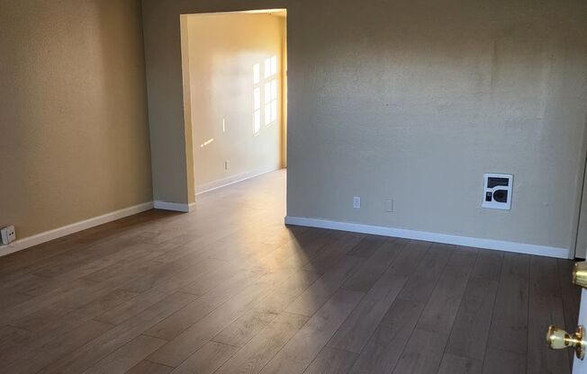 2 beds, 1 bath, 756 sqft, $1,600, Unit N1917AC-D